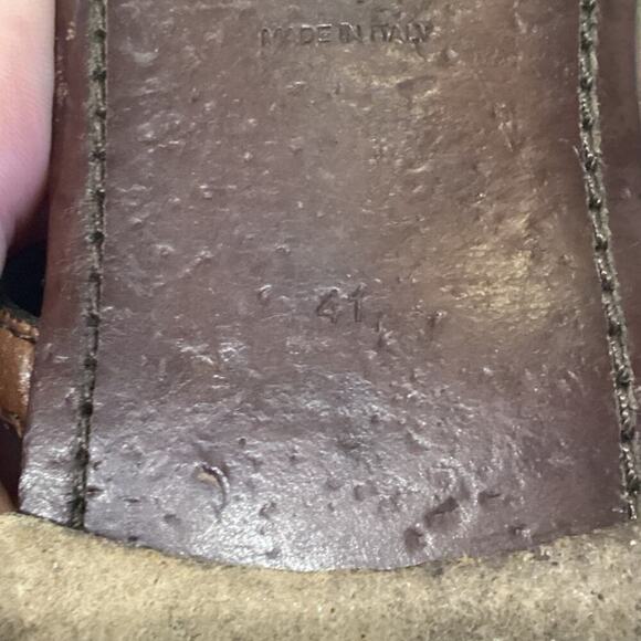 Burberry Leather T-Strap Sandals EU 41 US 11 Brown Gold Classic Old Money Resort - Picture 12 of 12